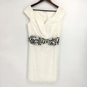 Vintage Lace Sweetheart Neck Cap Sleeve Mini Dress